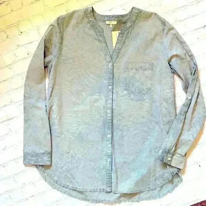 Mystree light blue waterfall, button-down top